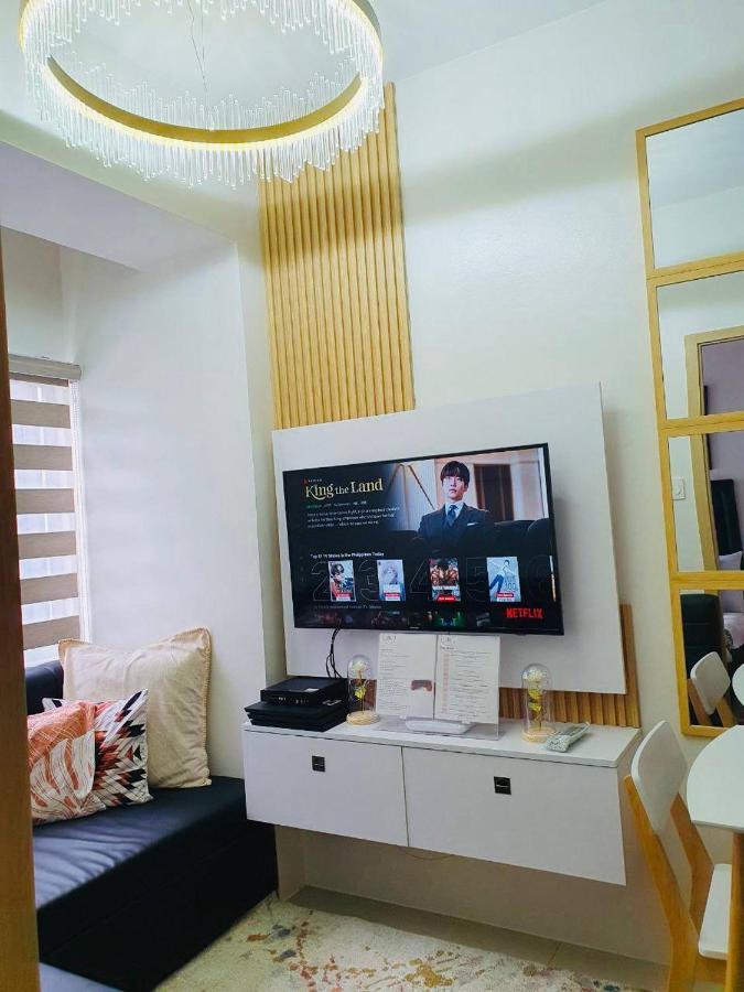 2 Bedroom Condo Vine Residences Quezon City With Pool Wifi Karaoke Board Games Netflix Kültér fotó