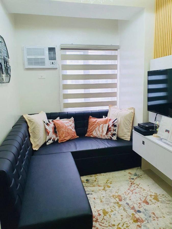 2 Bedroom Condo Vine Residences Quezon City With Pool Wifi Karaoke Board Games Netflix Kültér fotó