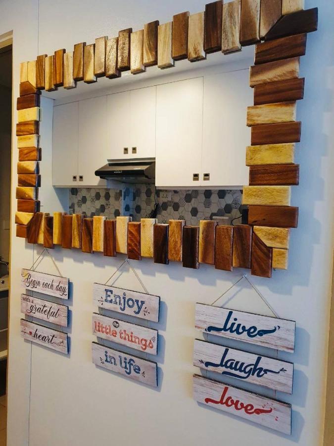2 Bedroom Condo Vine Residences Quezon City With Pool Wifi Karaoke Board Games Netflix Kültér fotó