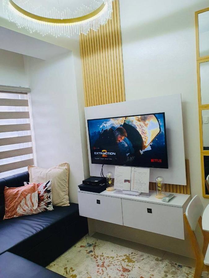 2 Bedroom Condo Vine Residences Quezon City With Pool Wifi Karaoke Board Games Netflix Kültér fotó