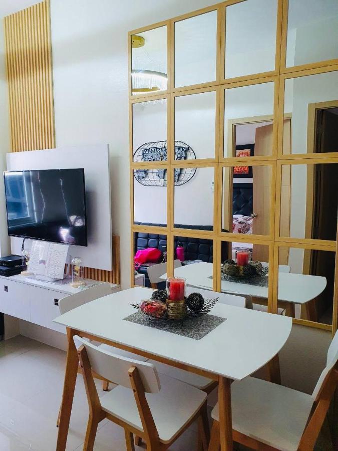 2 Bedroom Condo Vine Residences Quezon City With Pool Wifi Karaoke Board Games Netflix Kültér fotó
